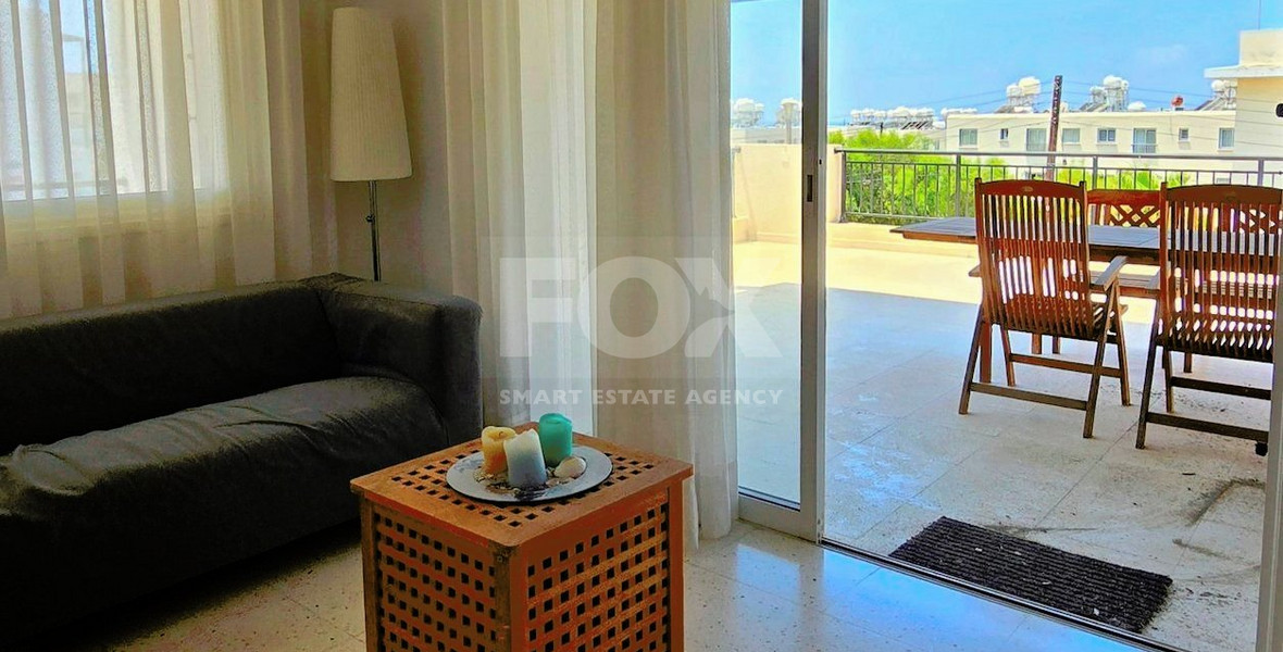 Stunning 2-Bedroom Top-Floor Apartment Close to the Beach in Kato Pafos