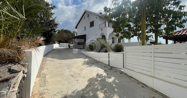 A Panoramic Four Bedroom Villa In Konia