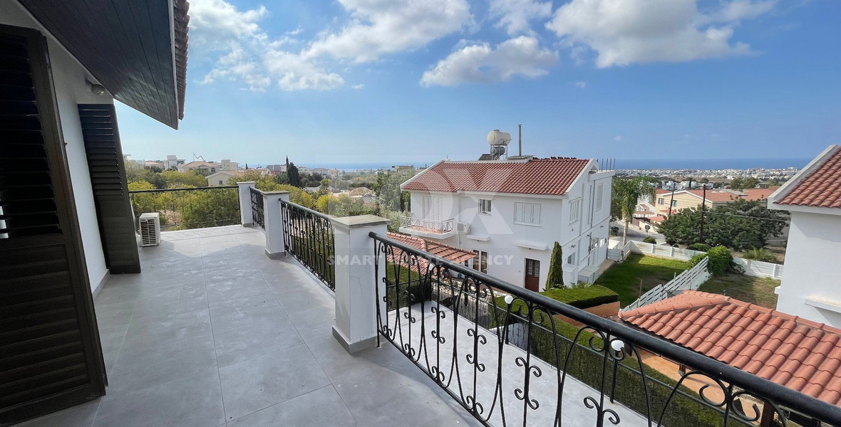 A Panoramic Four Bedroom Villa In Konia