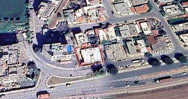 Prime Limassol Commercial Plot with Building for Sale: High ROI Investment Opportunity in Kato Polemidia