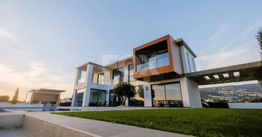 Stunning Modern Design Villa in Peyia Paphos.