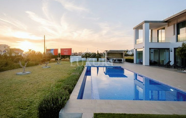 Stunning Modern Design Villa in Peyia Paphos.