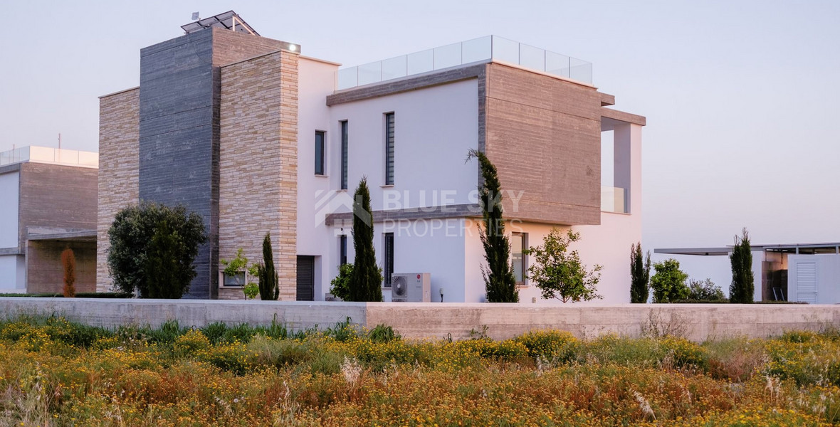 Stunning Modern Design Villa in Peyia Paphos.