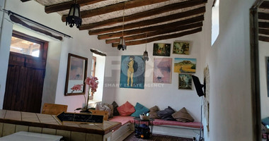 Pentakomo Village House for Sale – A Rare Heritage Property