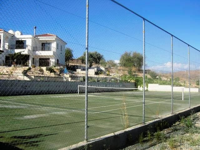 Four Bedroom Villa for rent