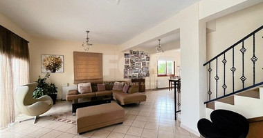 Three bedroom two storey house in Emba, Paphos