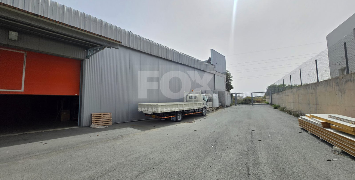 SPACIOUS WAREHOUSE AND OFFICES YPSONAS