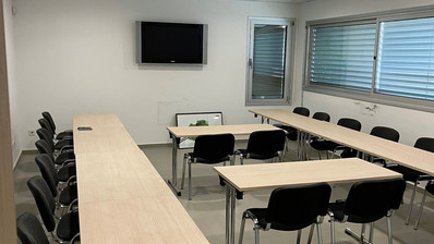 SPACIOUS WAREHOUSE AND OFFICES YPSONAS