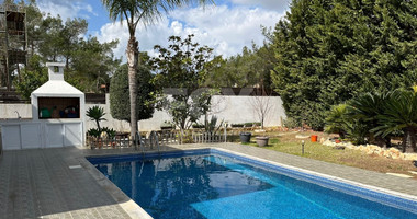 Detached three bedroom house in Souni-Zanakia Limassol for sale