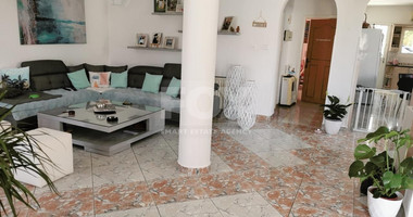 Charming semi detached four bedroom house at Koloni -  Geroskipou, Paphos, Cyprus