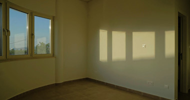 Luxury Three Bedroom Villa Just 400m from the Beach in Kissonerga, Paphos
