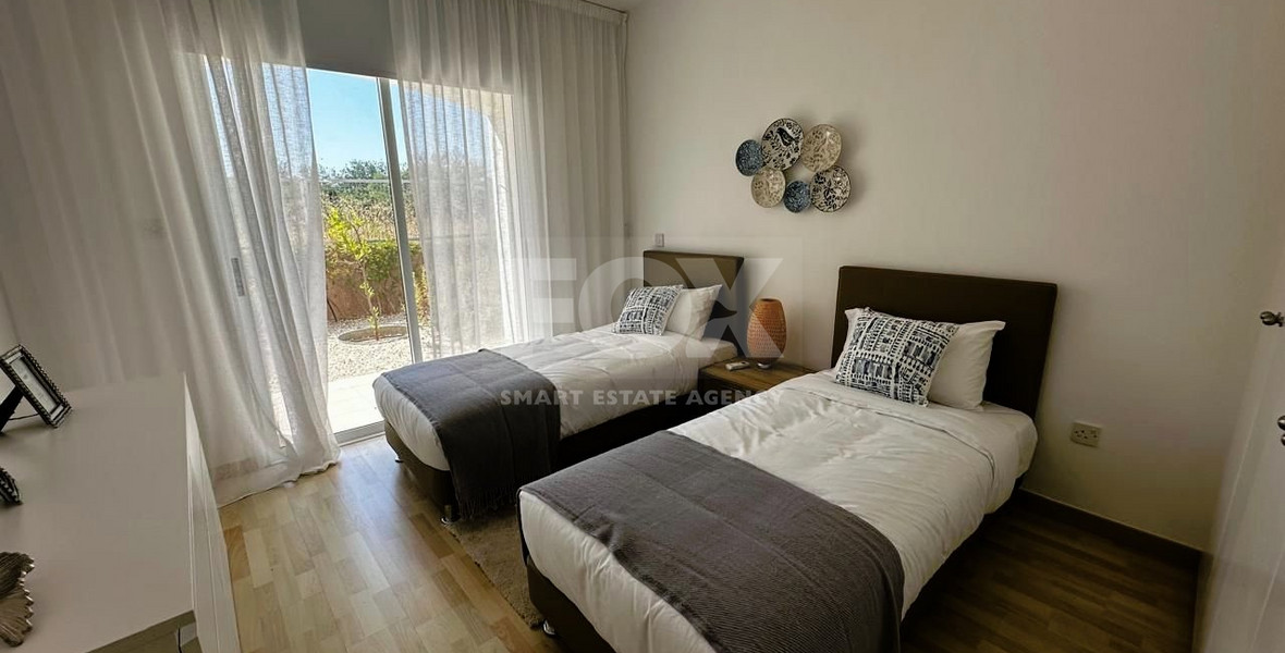 Three bedroom apartment in Peyia, Paphos