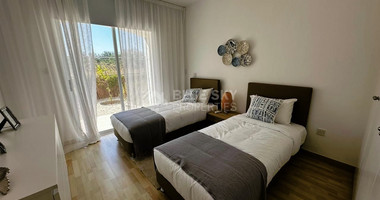 Three bedroom apartment in Peyia, Paphos