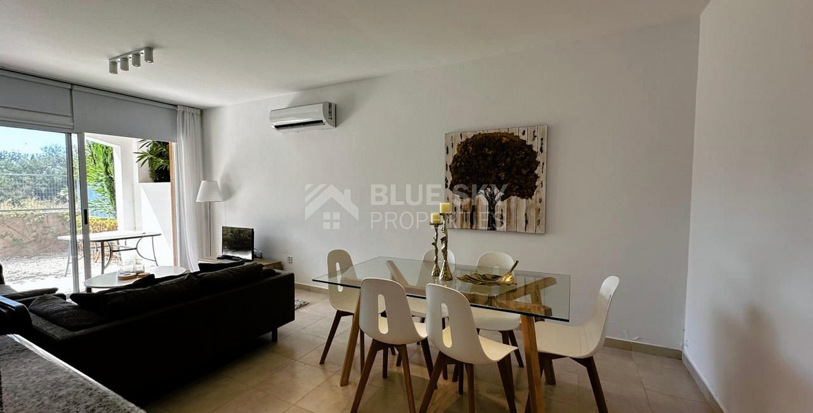 Three bedroom apartment in Peyia, Paphos