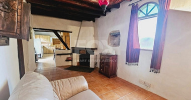 Charming three-Bedroom Stone Bungalow in Koili, Paphos