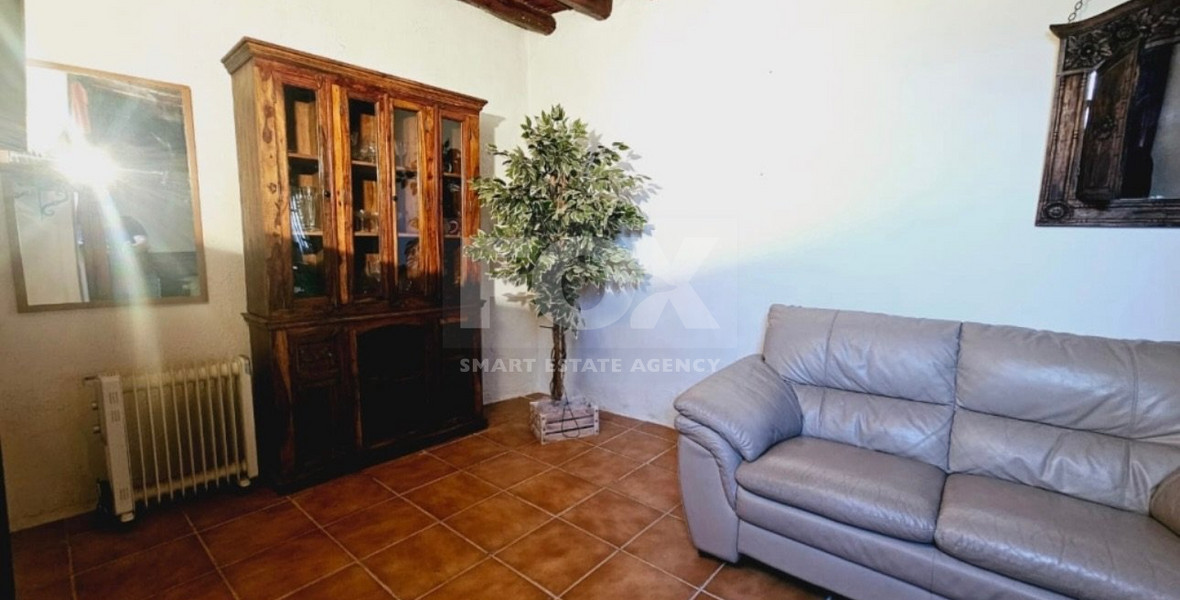 Charming three-Bedroom Stone Bungalow in Koili, Paphos