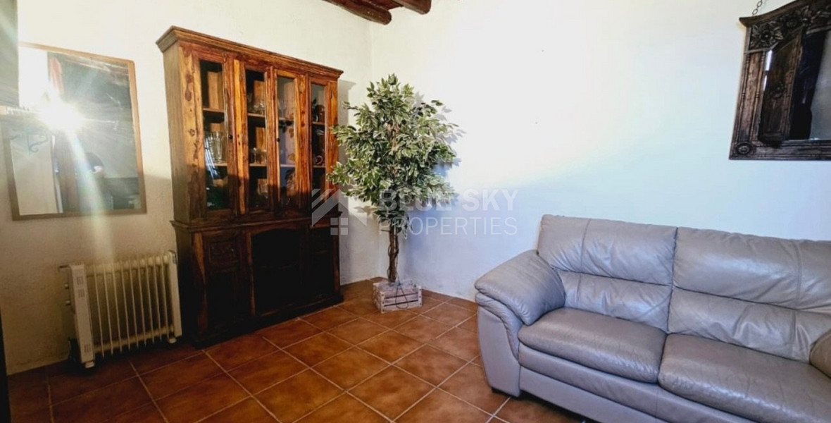 Charming three-Bedroom Stone Bungalow in Koili, Paphos