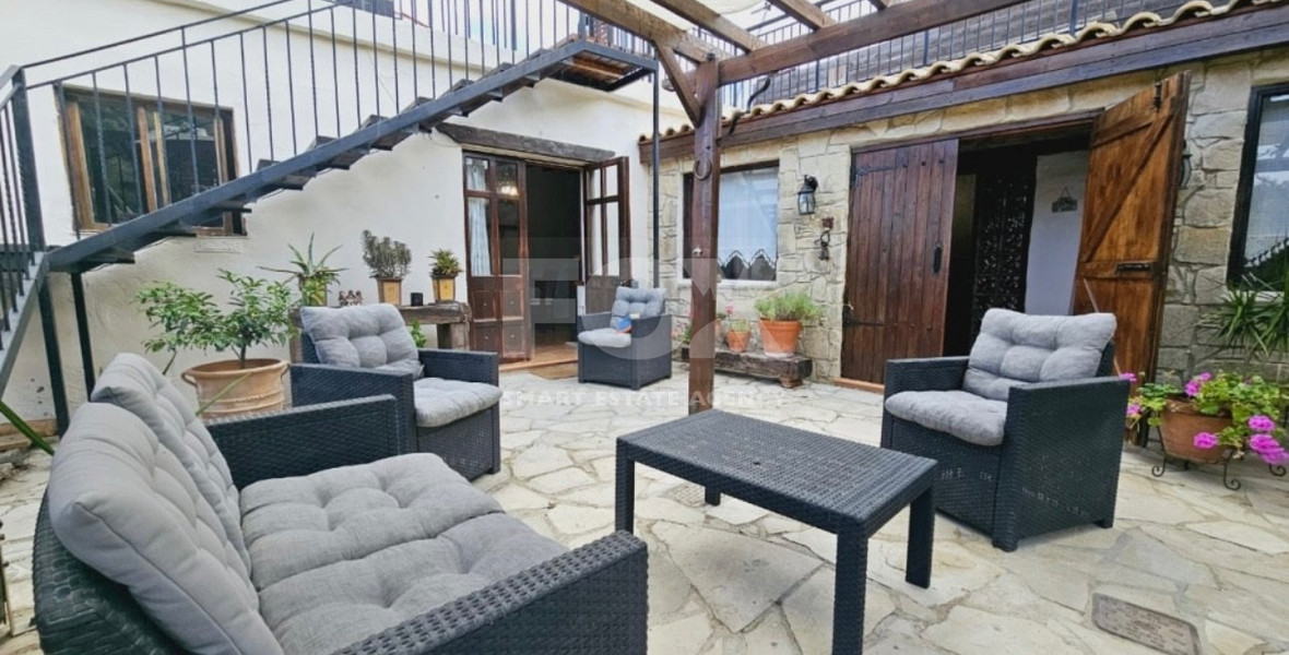 Charming three-Bedroom Stone Bungalow in Koili, Paphos