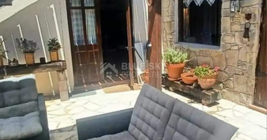 Charming three-Bedroom Stone Bungalow in Koili, Paphos