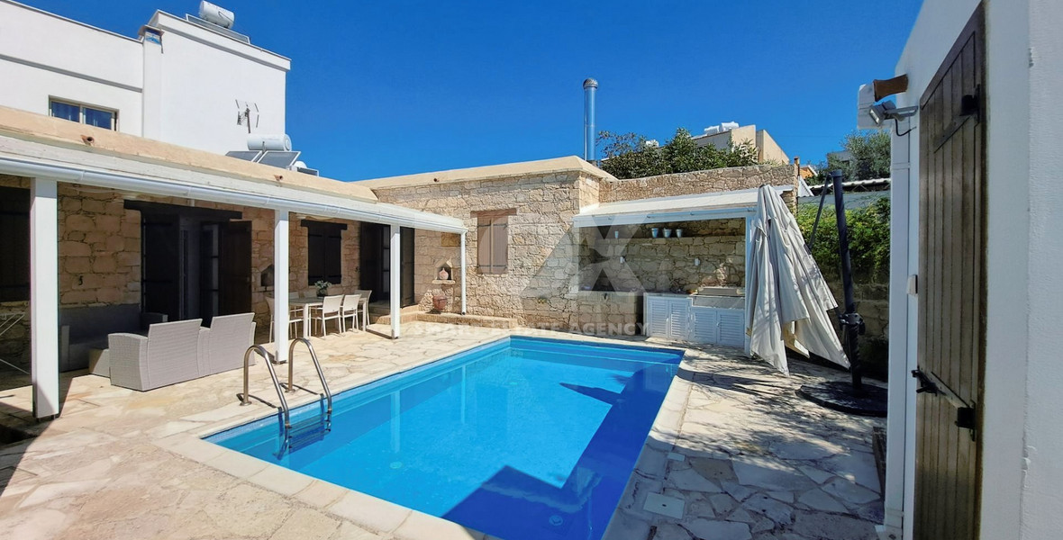 Three bedroom bungalow in Mesogi, Paphos