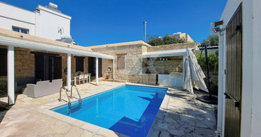 Three bedroom bungalow in Mesogi, Paphos