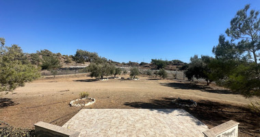 Exquisite  5 bedroom stone villa with 2 bedroom guest house  privately secluded and gated  on 13,118 sqm land in Moni.