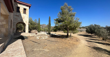 Exquisite  5 bedroom stone villa with 2 bedroom guest house  privately secluded and gated  on 13,118 sqm land in Moni.