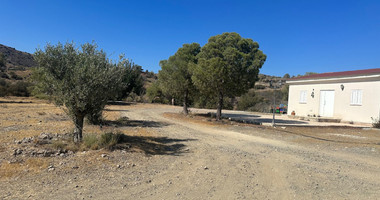 Exquisite  5 bedroom stone villa with 2 bedroom guest house  privately secluded and gated  on 13,118 sqm land in Moni.