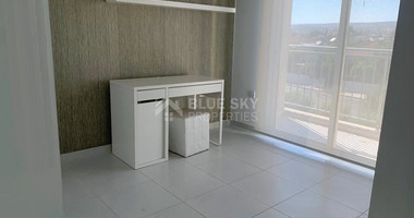 Three bedroom apartment for rent in Kato Polemidia, Limassol