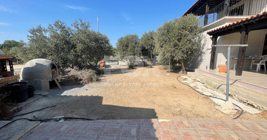 Four Bedroom Villa for rent -  Armou - Paphos