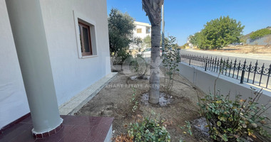 A Panoramic Four Bedroom Villa In Armou