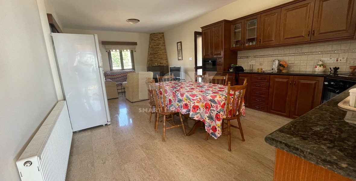 Four Bedroom Villa for rent -  Armou - Paphos