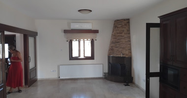 Four Bedroom Villa for rent -  Armou - Paphos
