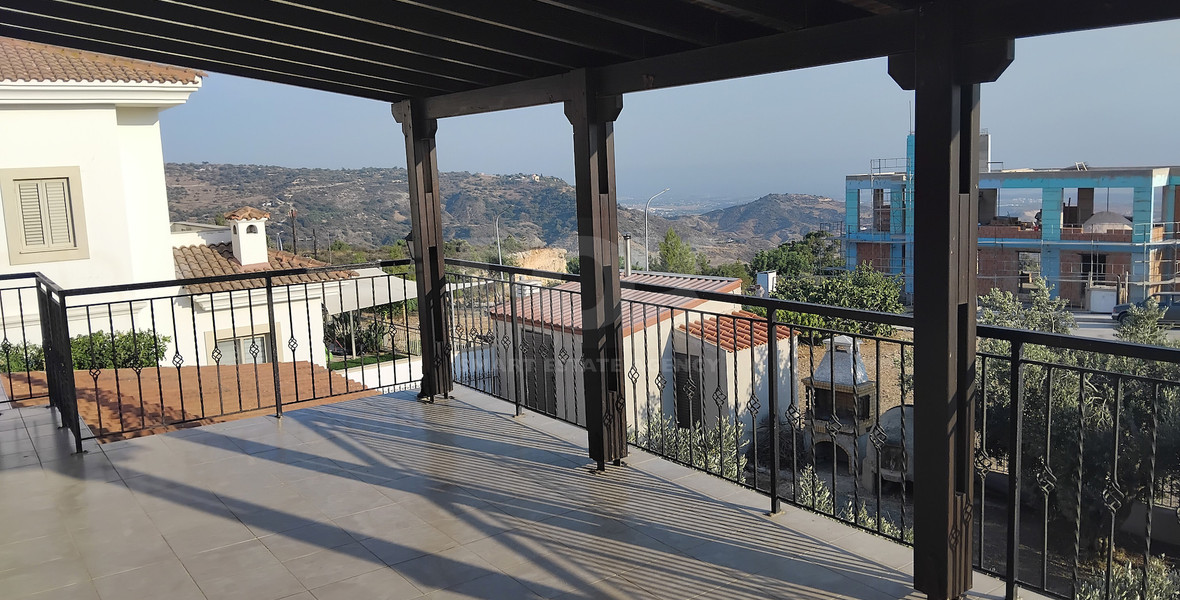Four Bedroom Villa for rent -  Armou - Paphos