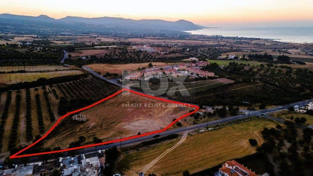 Residential field in Prodromi area, Polis Chrsochous