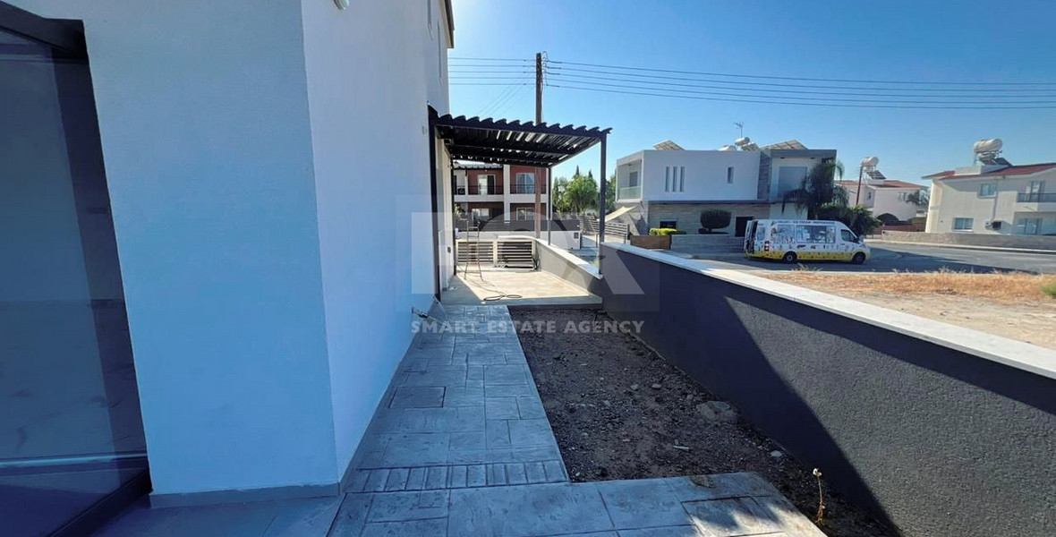 Modern Semi-Detached House in Mandria Paphos