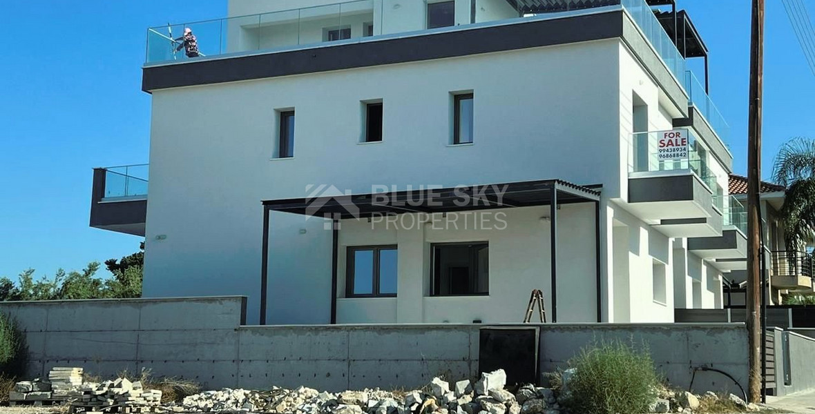 Modern Semi-Detached House in Mandria Paphos