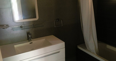 Two bedroom ground floor apartment for rent  in Kato Polemidia, Limassol