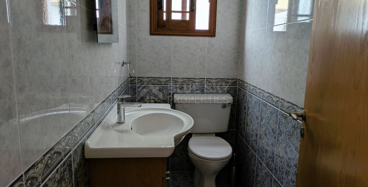 Three bedroom apartment located in Geroskipou, Paphos