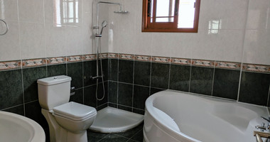 Three bedroom apartment located in Geroskipou, Paphos