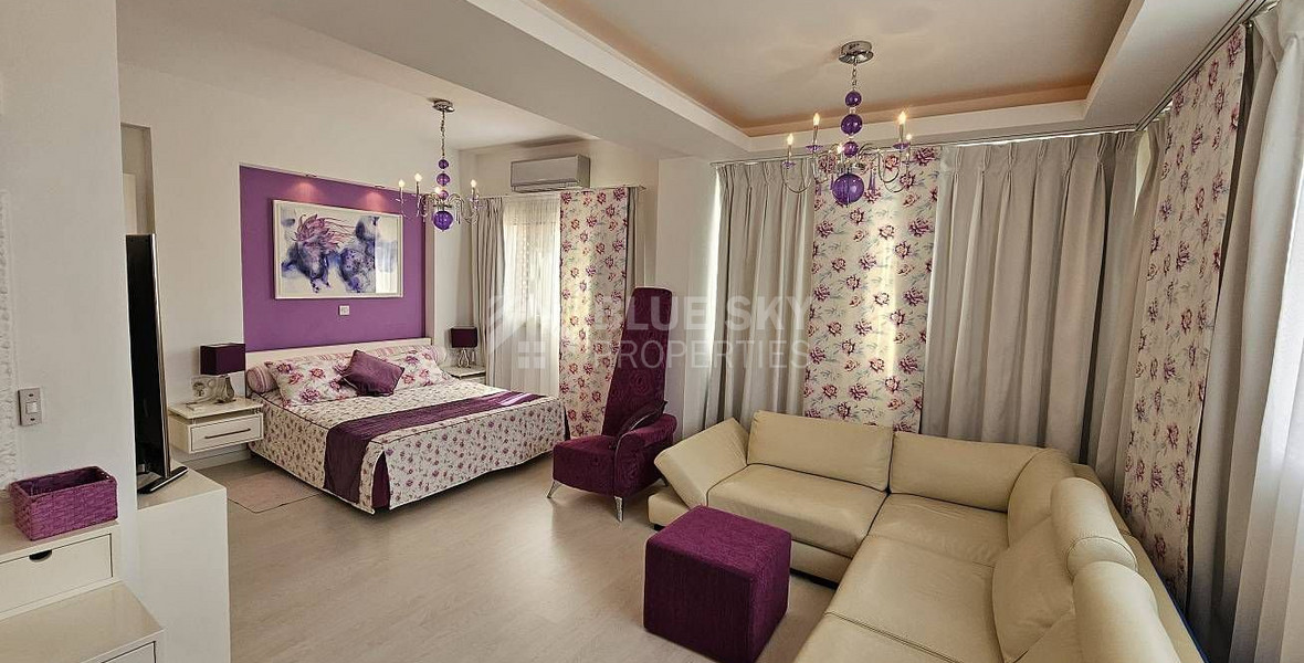 Luxurious fully furnished three bedroom penthouse for rent in Germasogeia Tourist Area