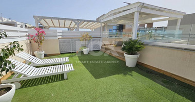 FOR RENT LARGE THREE-BEDROOM PENTHOUSE IN GERMASOGIA TOURIST AREA, JUST 50 METERS FROM THE BEACH