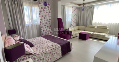 Luxurious fully furnished three bedroom penthouse for rent in Germasogeia Tourist Area