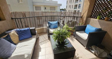 Luxurious fully furnished three bedroom penthouse for rent in Germasogeia Tourist Area