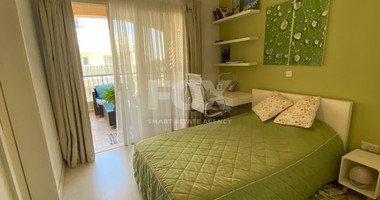 FOR RENT LARGE THREE-BEDROOM PENTHOUSE IN GERMASOGIA TOURIST AREA, JUST 50 METERS FROM THE BEACH