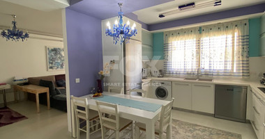 Luxurious fully furnished three bedroom penthouse for rent in Germasogeia Tourist Area