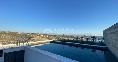 Modern Fully Furnished Apartment with Pool and Roof garden in Germasogeia