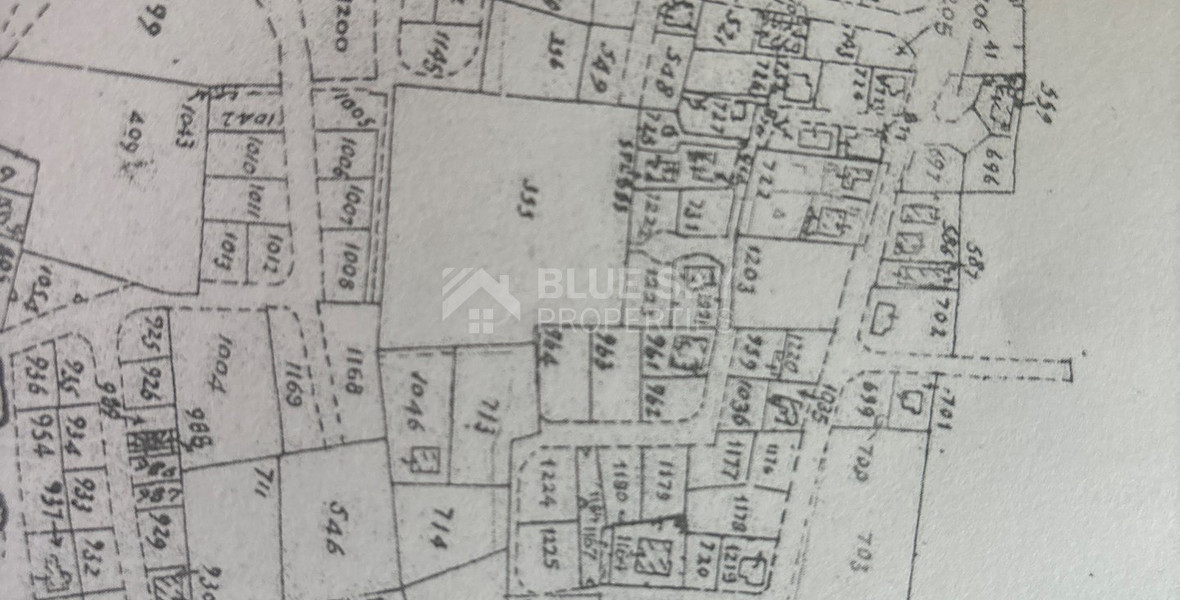 Large Building Plot for Sale in Kato Polemidia 1805sq.m