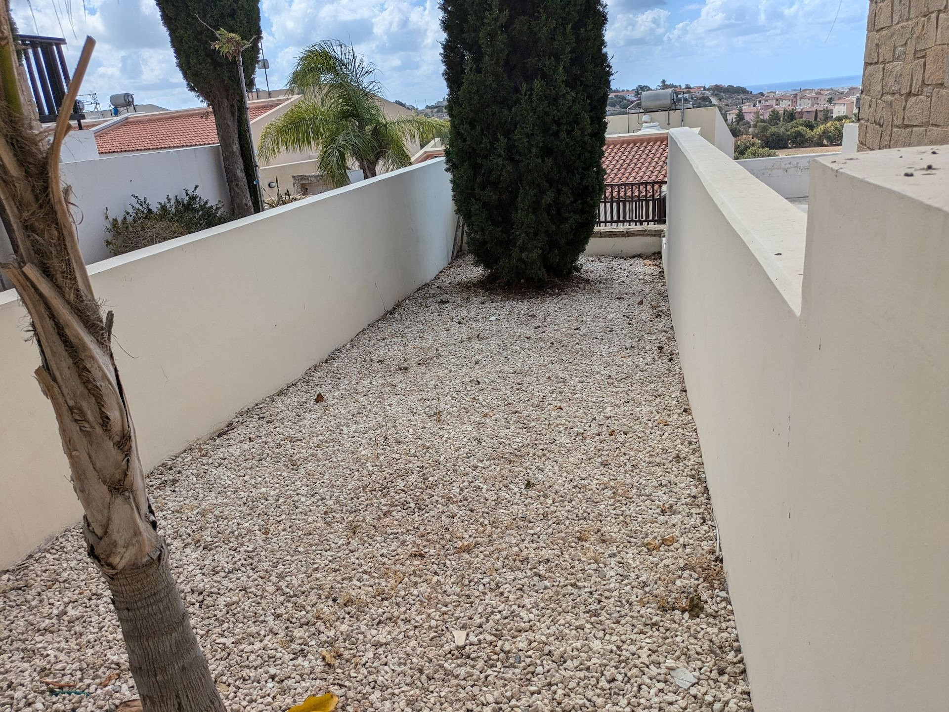 Mieszkanie 4 pokoi 215 m² Chloraka, Cypr