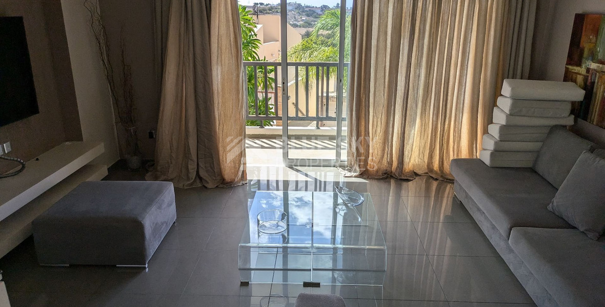 Stunning Four Bedroom Detached Villa with unobstructed sea views - Paphos